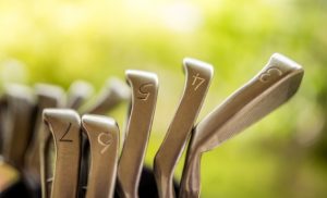 5 Best Irons for Amatuer Golfers : Reviews & Buyer's Guide